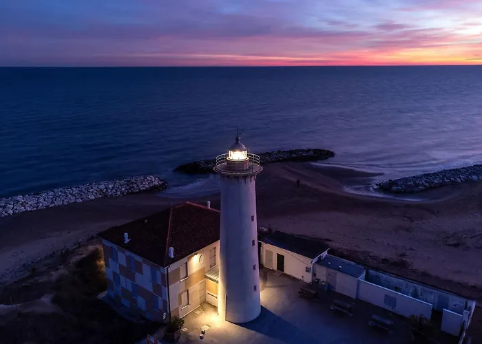 Cozy Flat With Balcony In